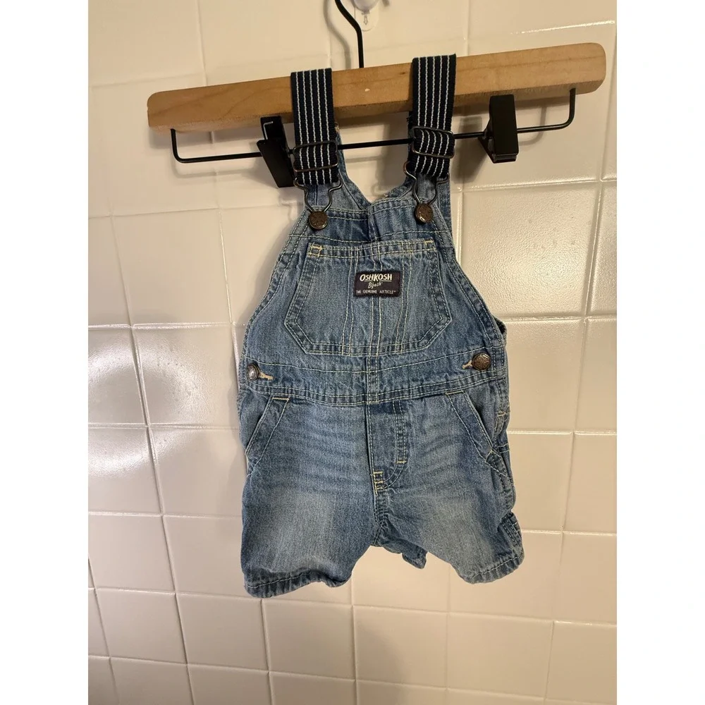 OshKosh B'gosh Vestbak Denim Shortalls 12M Medium Wash Striped Straps